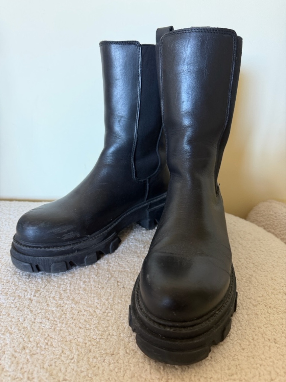 Steve Madden Platform Boots